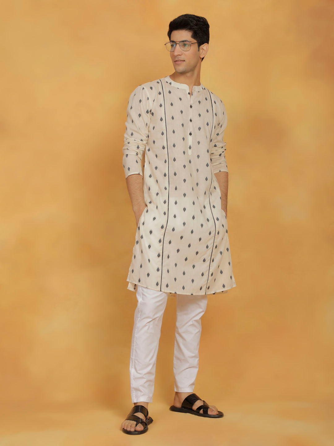 Sarvati Men's Cream And Whiite Cotton Kurta And Pyjama Set