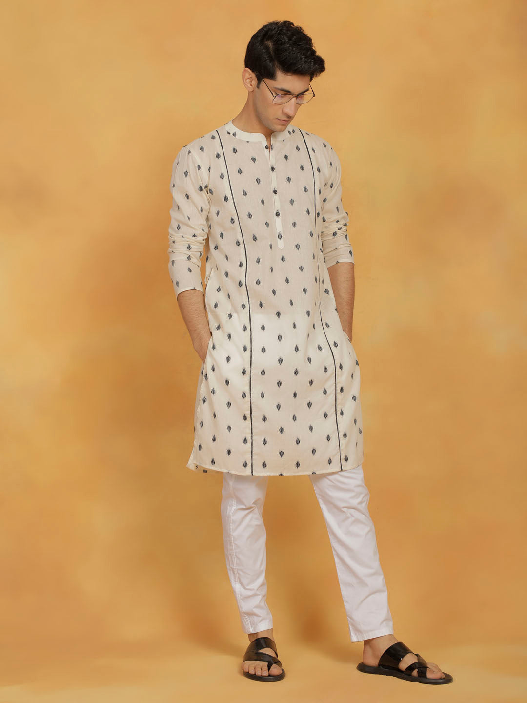 Sarvati Men's Cream And Whiite Cotton Kurta And Pyjama Set