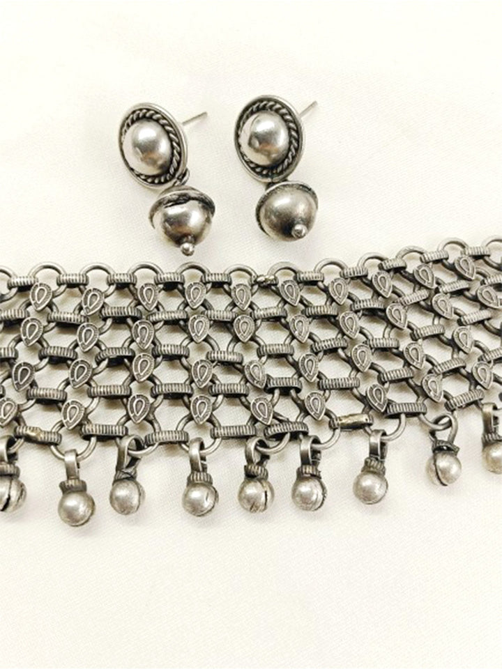 Ena Plain Oxidized Necklace Set
