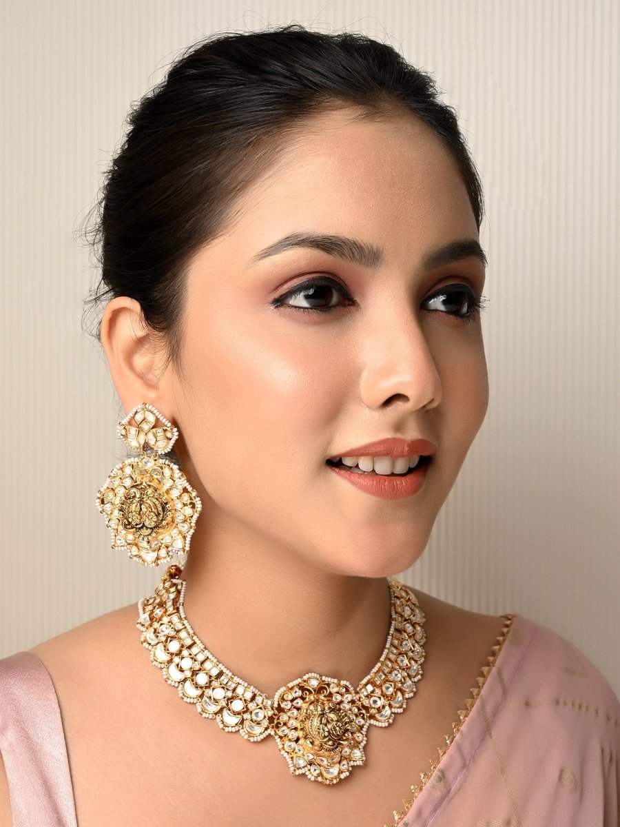 Aamaal Kundan Necklace Set - House of Sarvati LLC