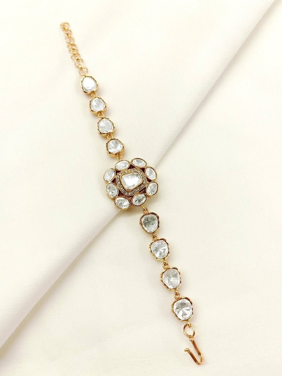 Aanandi White Kundan Bracelet - House of Sarvati LLC