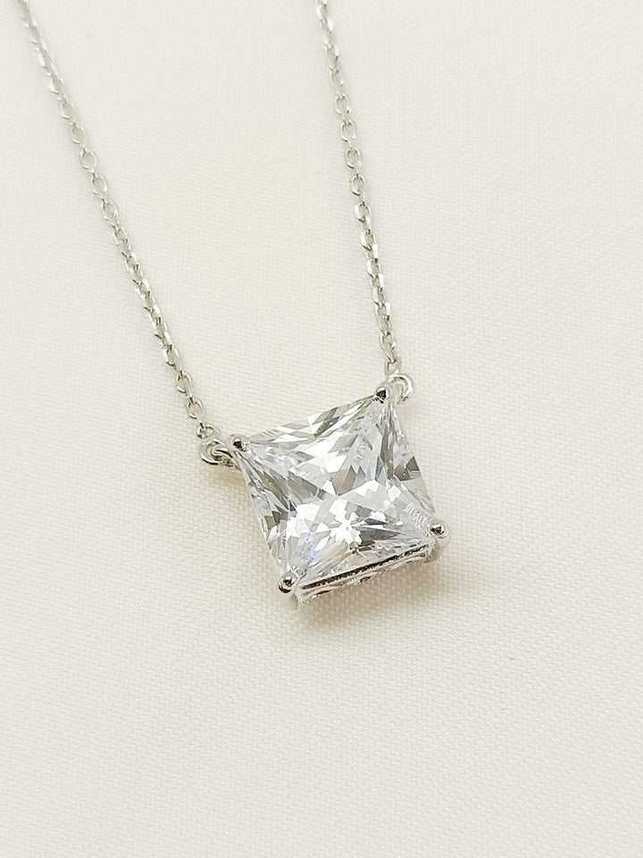 Amkika 92.5 Silver Swarovski Stone Pendal - House of Sarvati LLC
