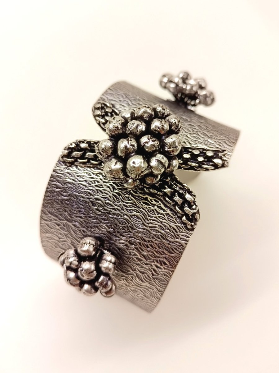 Bernice Oxidized Silver Bracelet - House of Sarvati LLC
