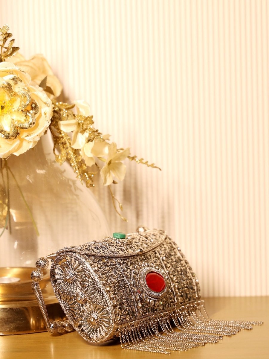 Betty Silver Evening Clutch - House of Sarvati LLC