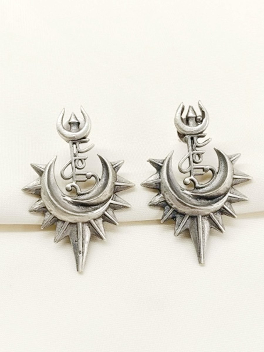 Charuni Plain Oxidized Earring - House of Sarvati LLC