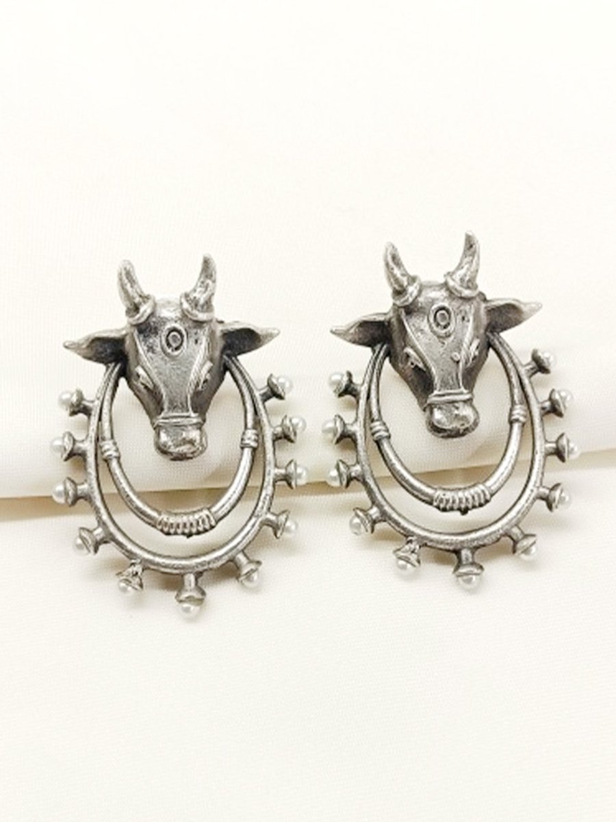 Chayana Plain Oxidized Earring - House of Sarvati LLC