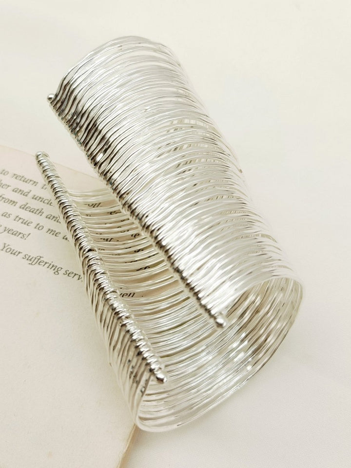 Clementine Silver Western Handcuff - House of Sarvati LLC