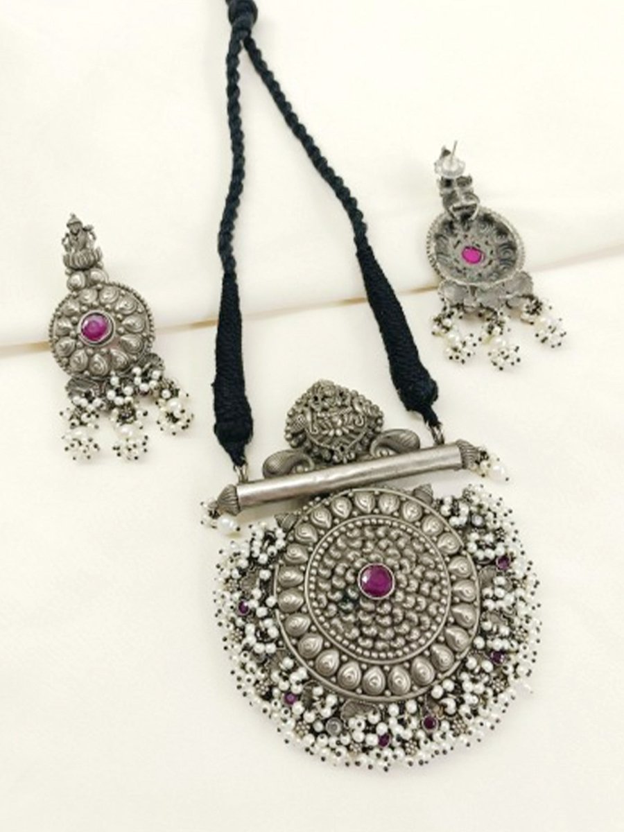 Devanuti Ruby Oxidized Necklace Set - House of Sarvati LLC