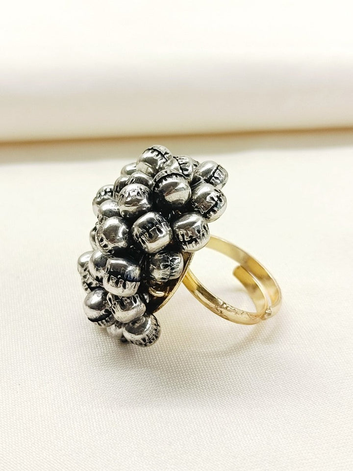 Ekaantha Silver Oxidized Finger Ring - House of Sarvati LLC