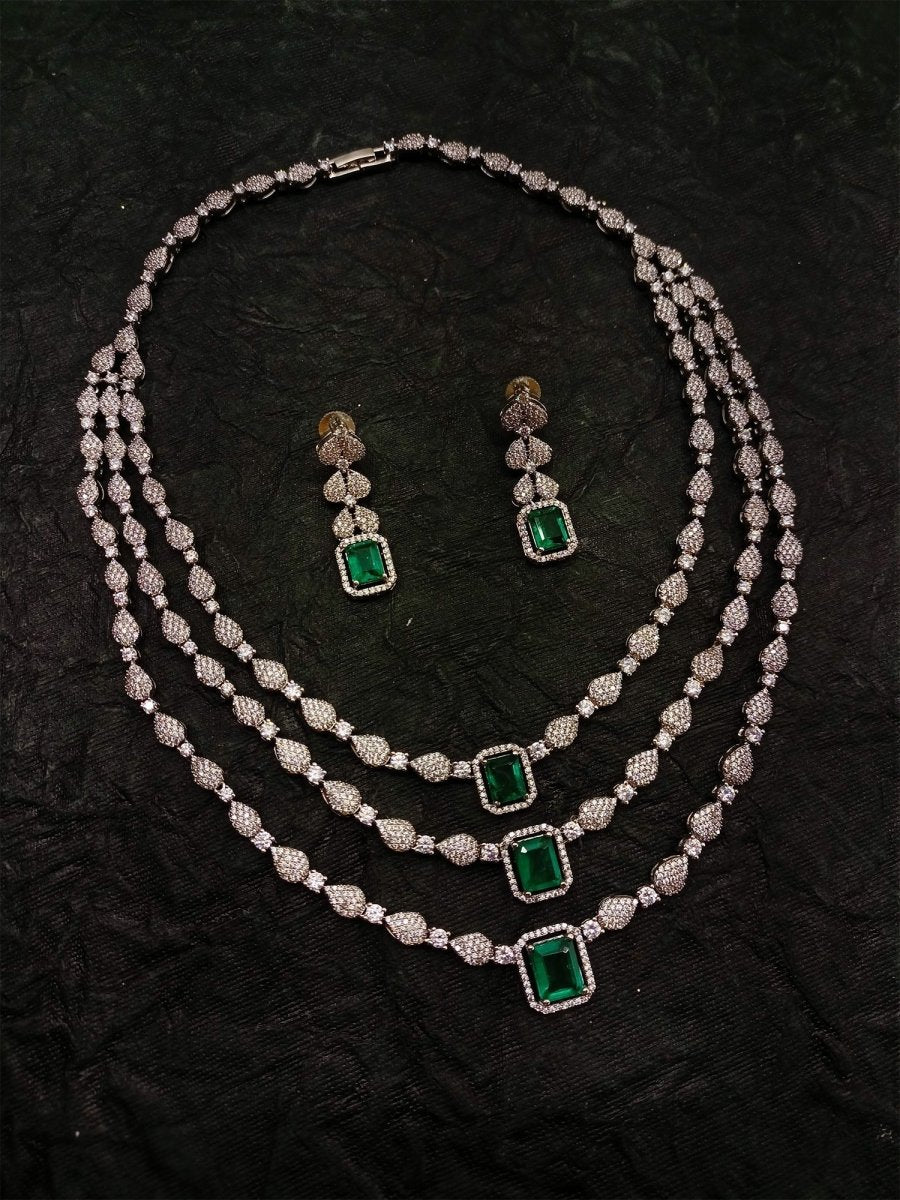 Eliza Three Layered Emerald Necklace Set - House of Sarvati LLC