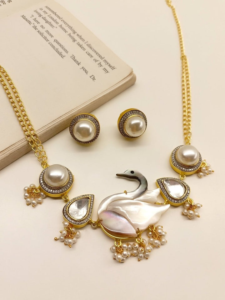 Elizabeth White Duck Boutique Choker Set - House of Sarvati LLC