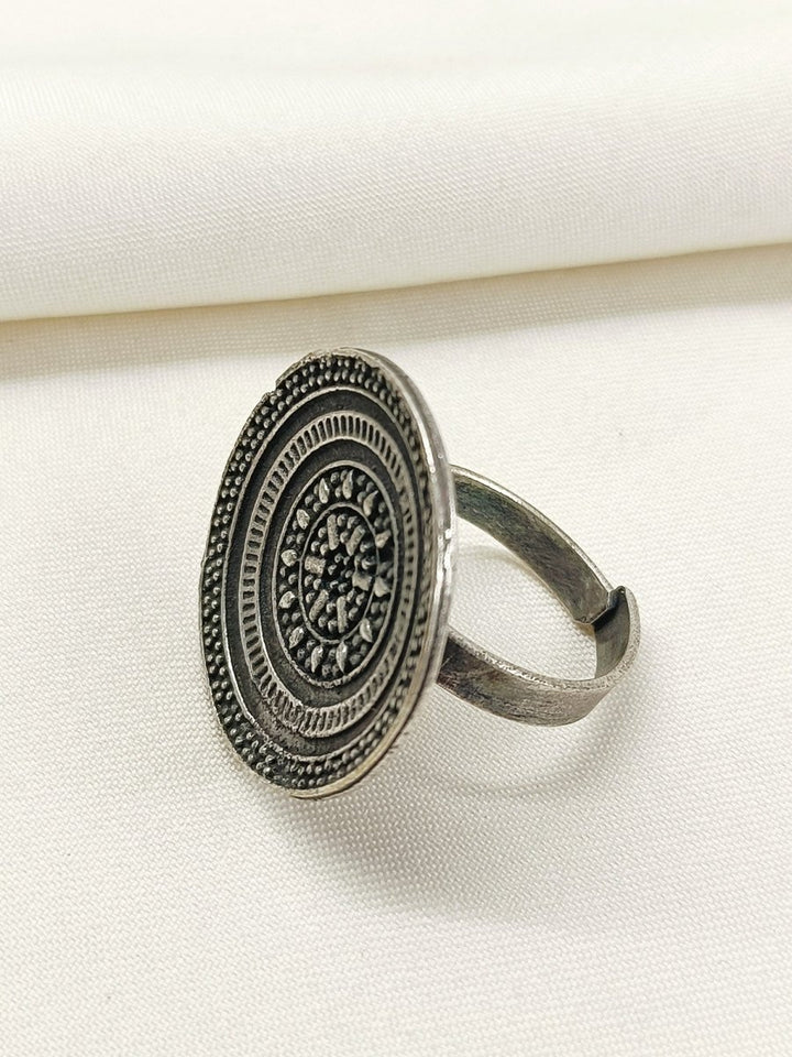 Emi Plain Oxidized Finger Ring - House of Sarvati LLC