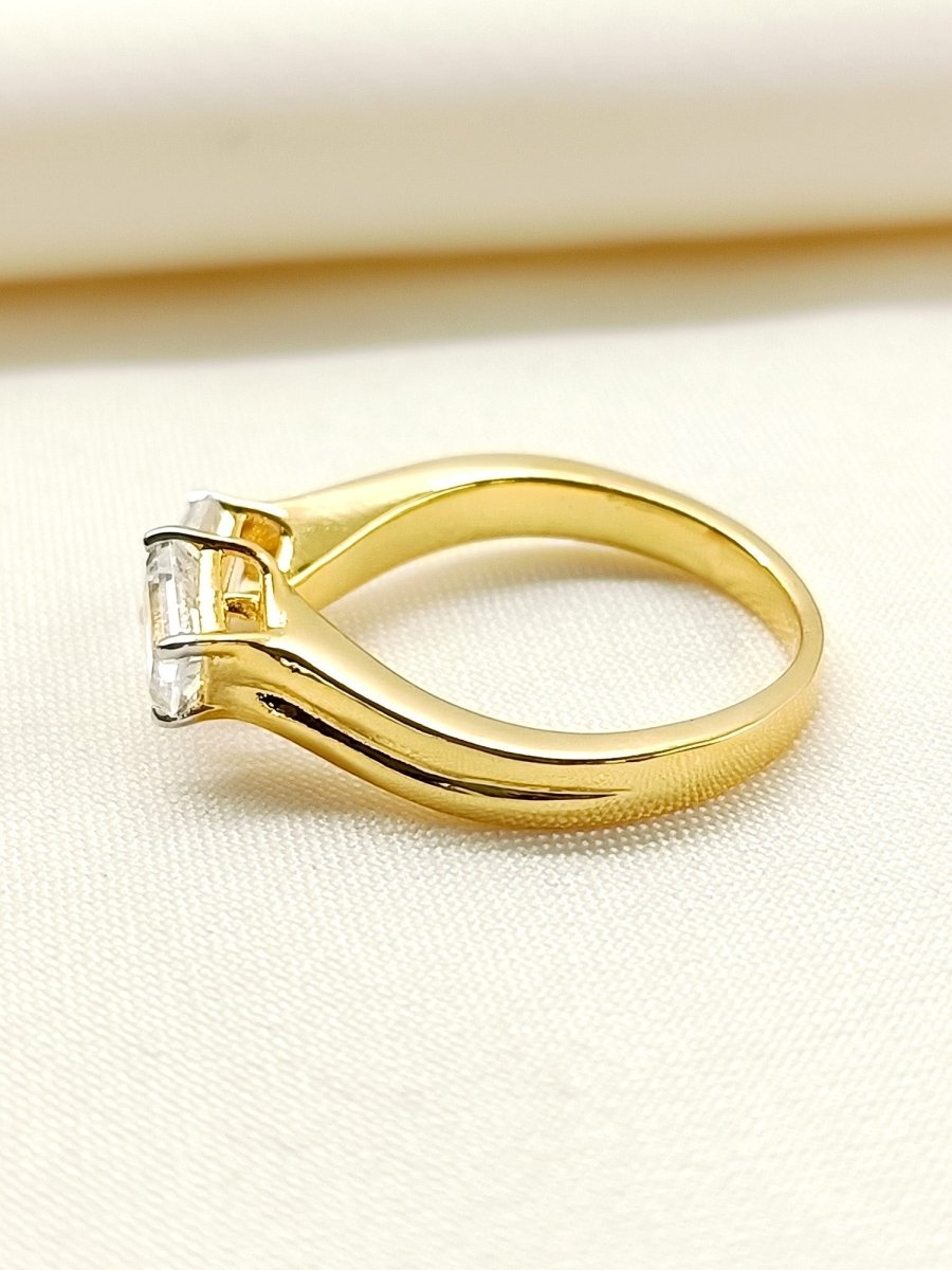 Forum 92.5 Silver Swarovski Stone Finger Ring - House of Sarvati LLC