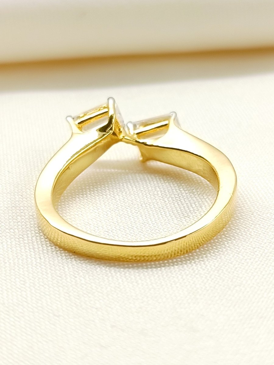 Forum 92.5 Silver Swarovski Stone Finger Ring - House of Sarvati LLC