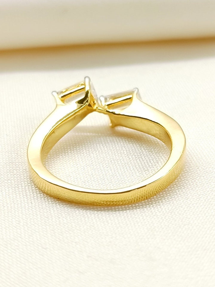 Forum 92.5 Silver Swarovski Stone Finger Ring - House of Sarvati LLC