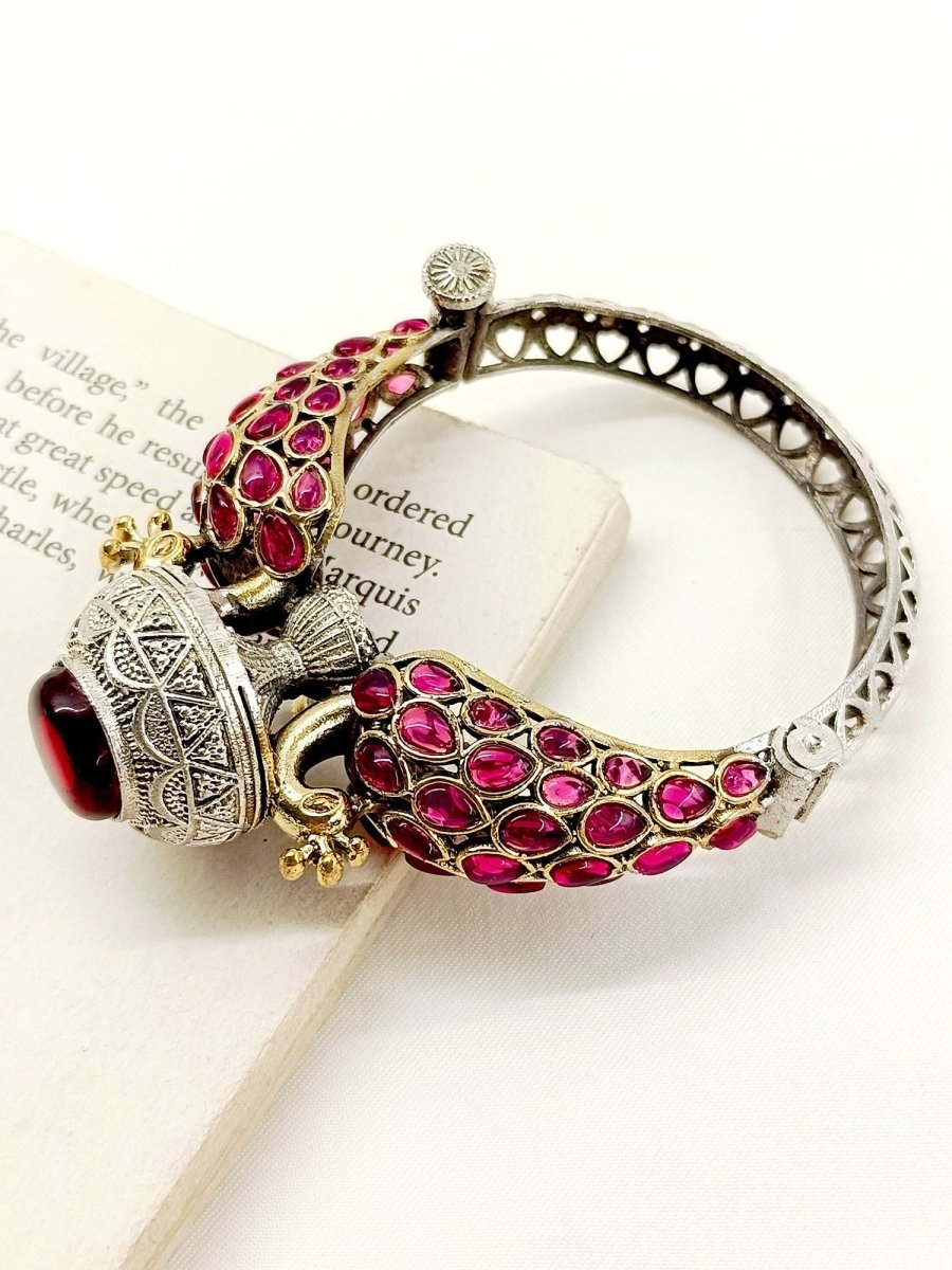 Ganishkha Majenta Peacock Oxidized Bracelet - House of Sarvati LLC