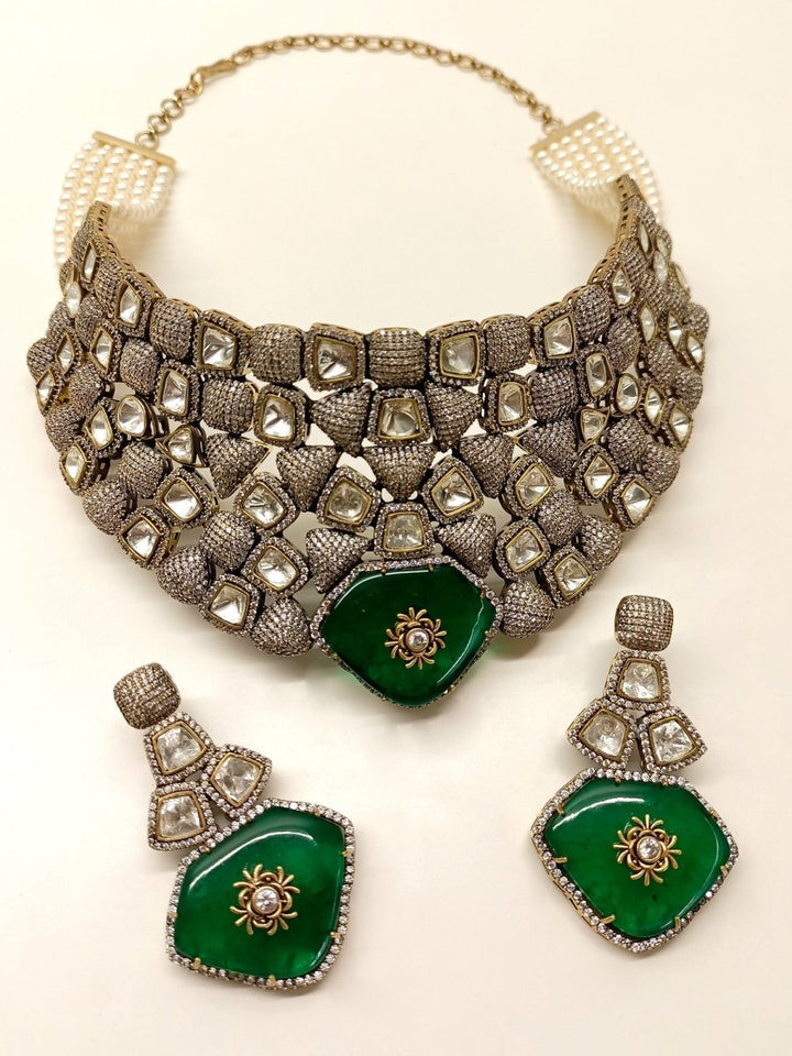 Gerbera Green Victorian Necklace Set - House of Sarvati LLC