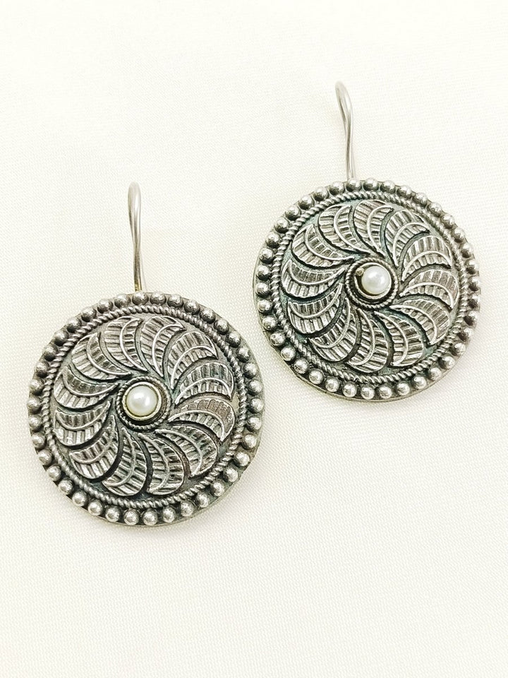 Hamsini Plain Oxidized Earcuff - House of Sarvati LLC