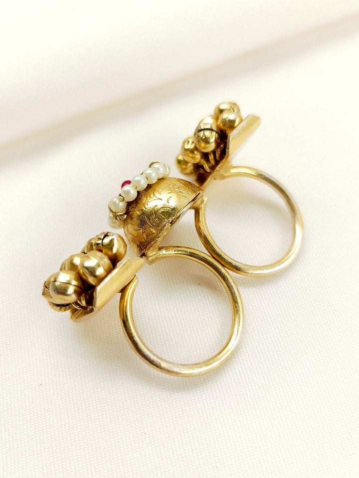 Malaysia Maroon Oxidized Finger Ring - House of Sarvati LLC