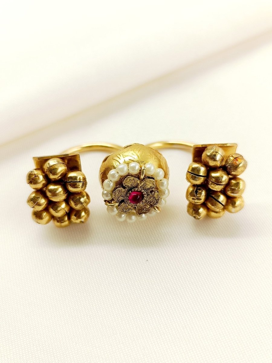 Malaysia Maroon Oxidized Finger Ring - House of Sarvati LLC