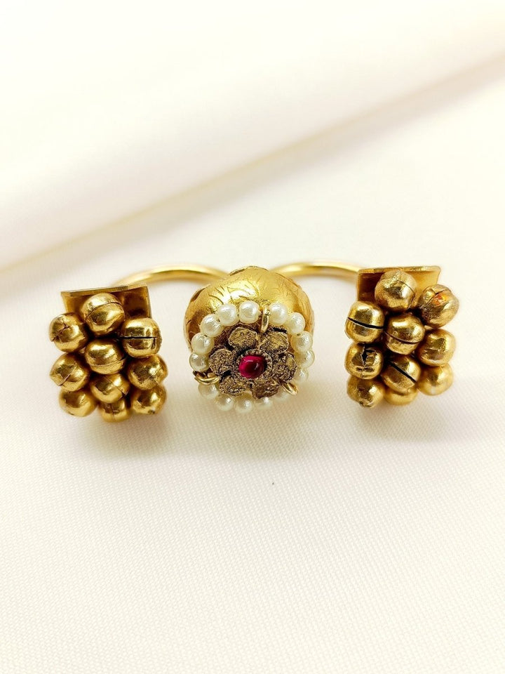Malaysia Maroon Oxidized Finger Ring - House of Sarvati LLC
