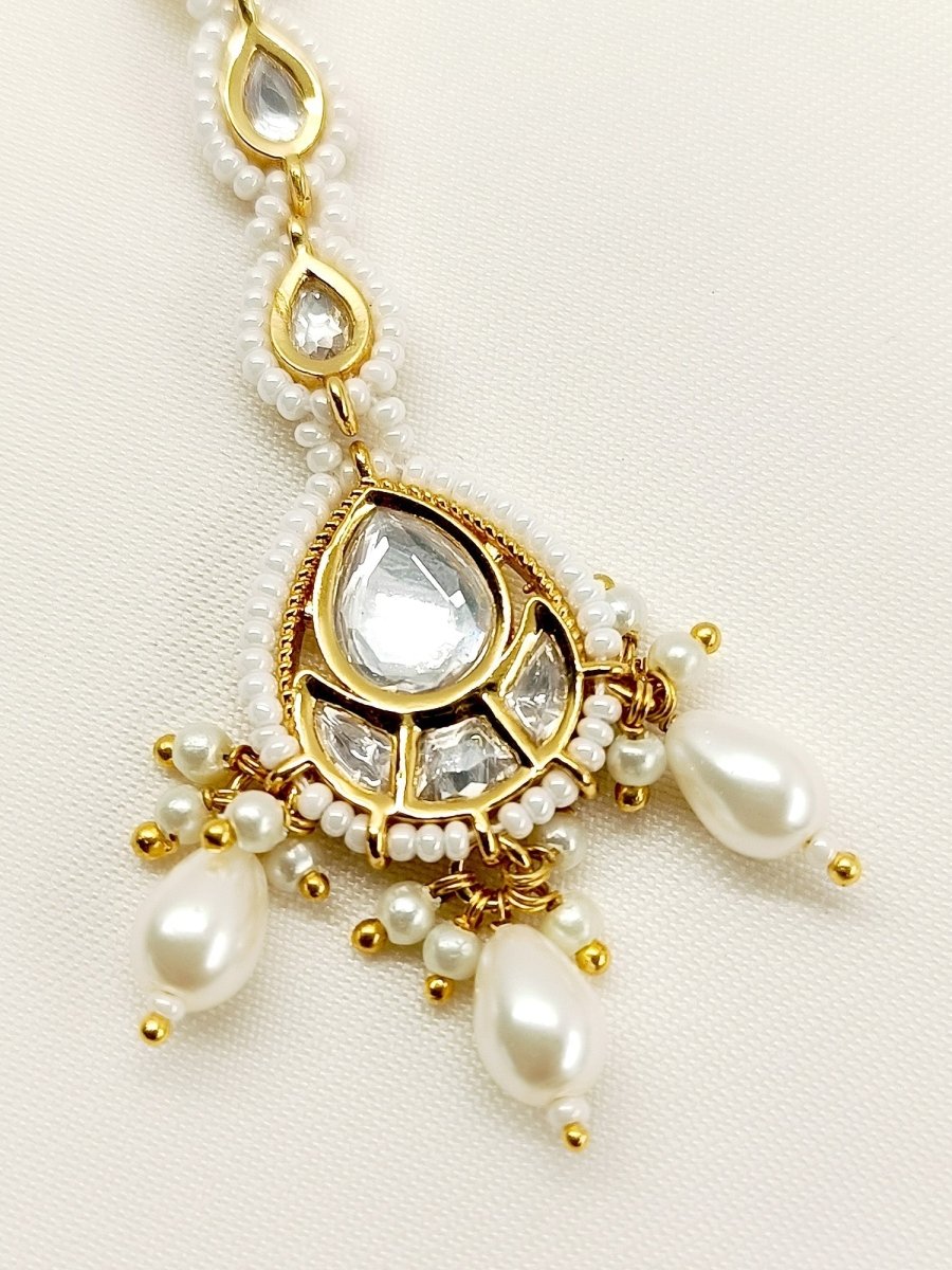 Medha White Kundan Teeka - House of Sarvati LLC