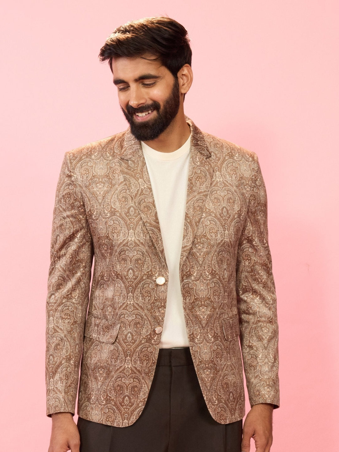 Men's Beige Velvet Paisley Digital Print Notch Collar Wedding Blazer - view 3