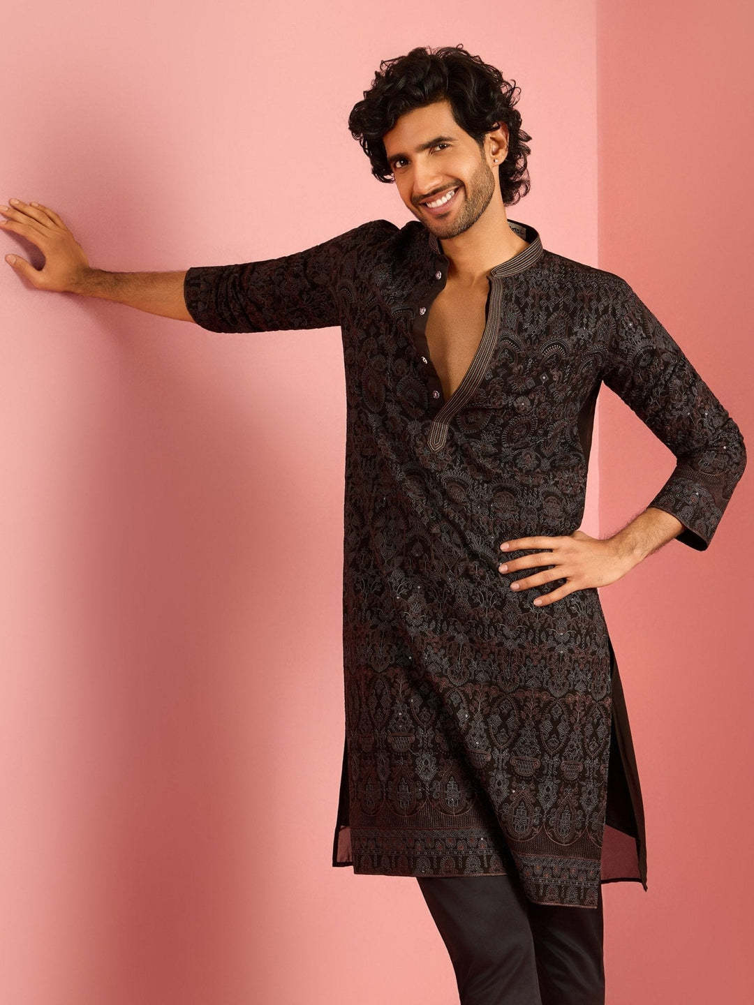 https://cdn.shopify.com/s/files/1/1147/1390/files/mens-black-kashmiri-embroidered-georgette-kurtavasmk807bl-36vastramay-3048891.jpg?v=1773990677
