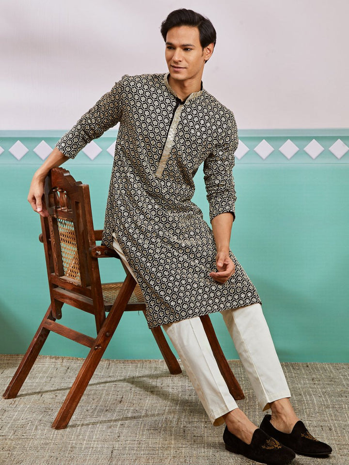 Men's Black Rayon Kurta & Pyjama Set - House of Sarvati LLC