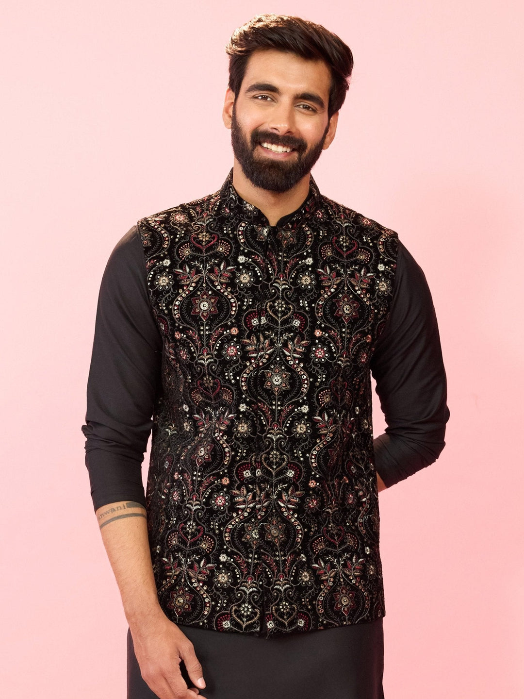 https://cdn.shopify.com/s/files/1/1147/1390/files/mens-black-velvet-ethnic-motif-floral-thread-sequin-nehru-jacketvasmj949bl-36vastramay-2631241.jpg?v=1773991032