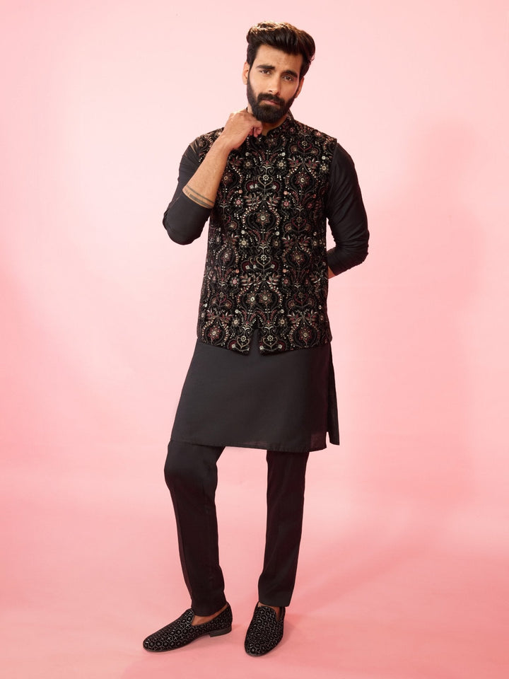 https://cdn.shopify.com/s/files/1/1147/1390/files/mens-black-velvet-ethnic-motif-floral-thread-sequin-nehru-jacketvasmj949bl-36vastramay-4089379.jpg?v=1773991033