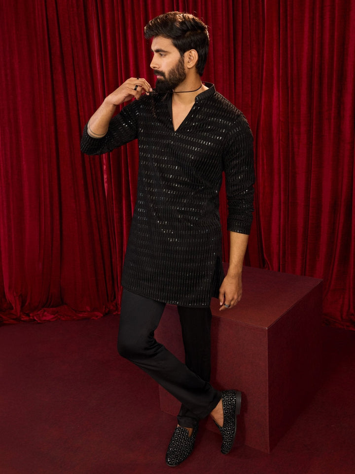 https://cdn.shopify.com/s/files/1/1147/1390/files/mens-black-velvet-geometric-thread-sequin-embroidered-long-kurtavasmk1006bl-36vastramay-8895236.jpg?v=1773991032