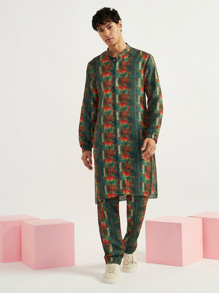 Men's Green Crepe Kurta and Pyjama Set - House of Sarvati LLC