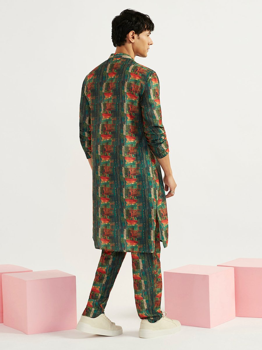 Men's Green Crepe Kurta and Pyjama Set - House of Sarvati LLC