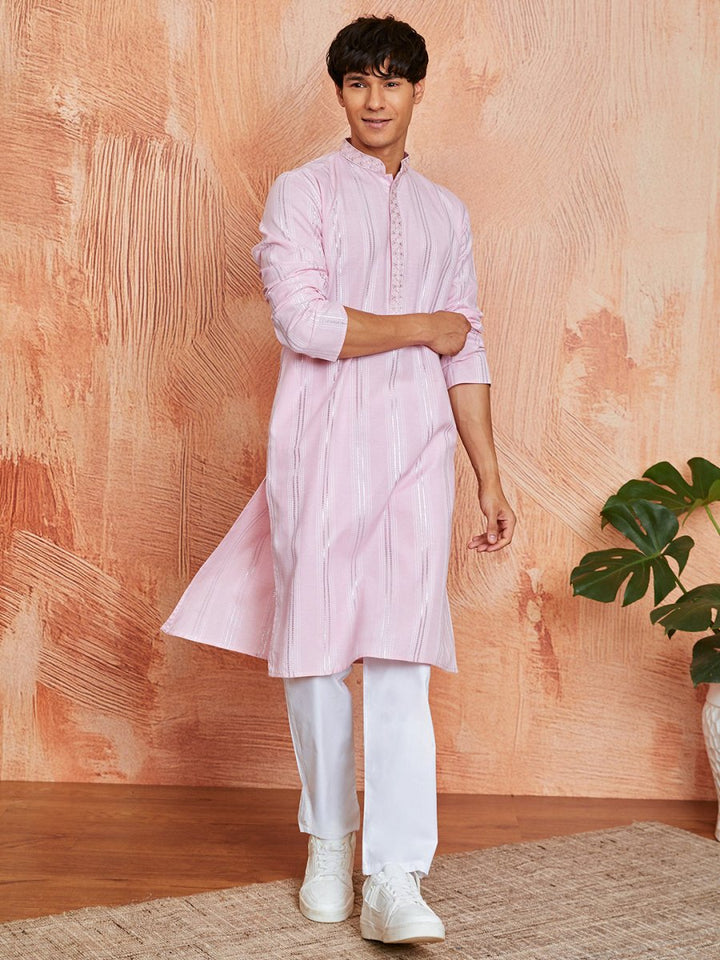 Men's Pink Silk Blend Kurta and Pyjama Set - House of Sarvati LLC