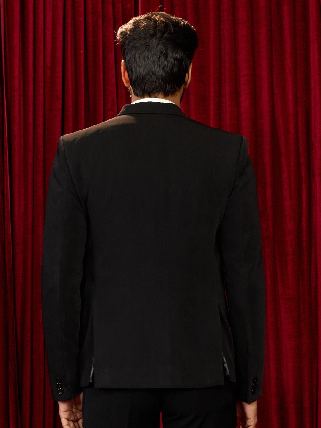 Men's Black Solid Lachka Imported Suiting Blazer - view 6