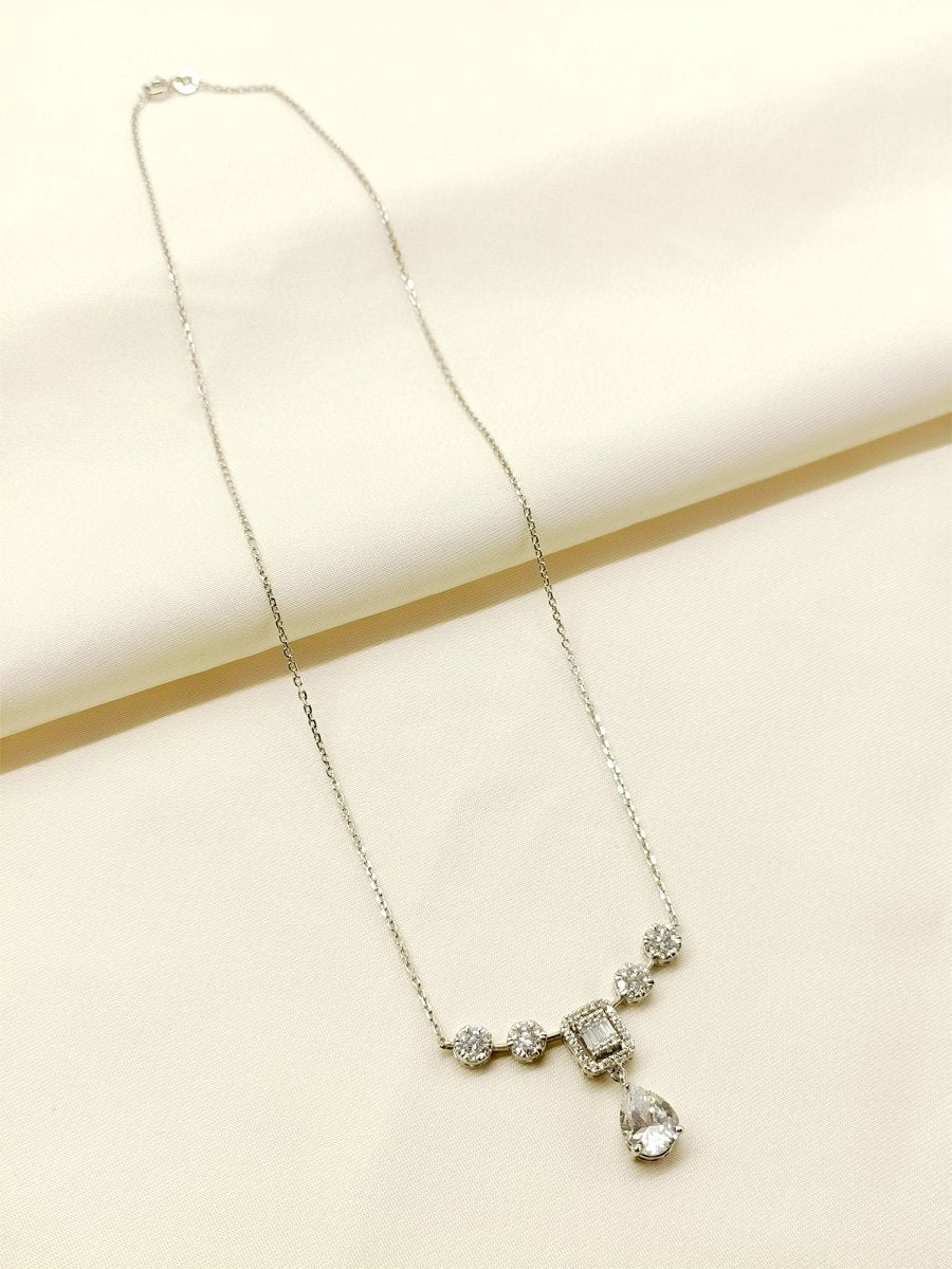 Minnie 92.5 Silver Swarovski Stone Pendal - House of Sarvati LLC