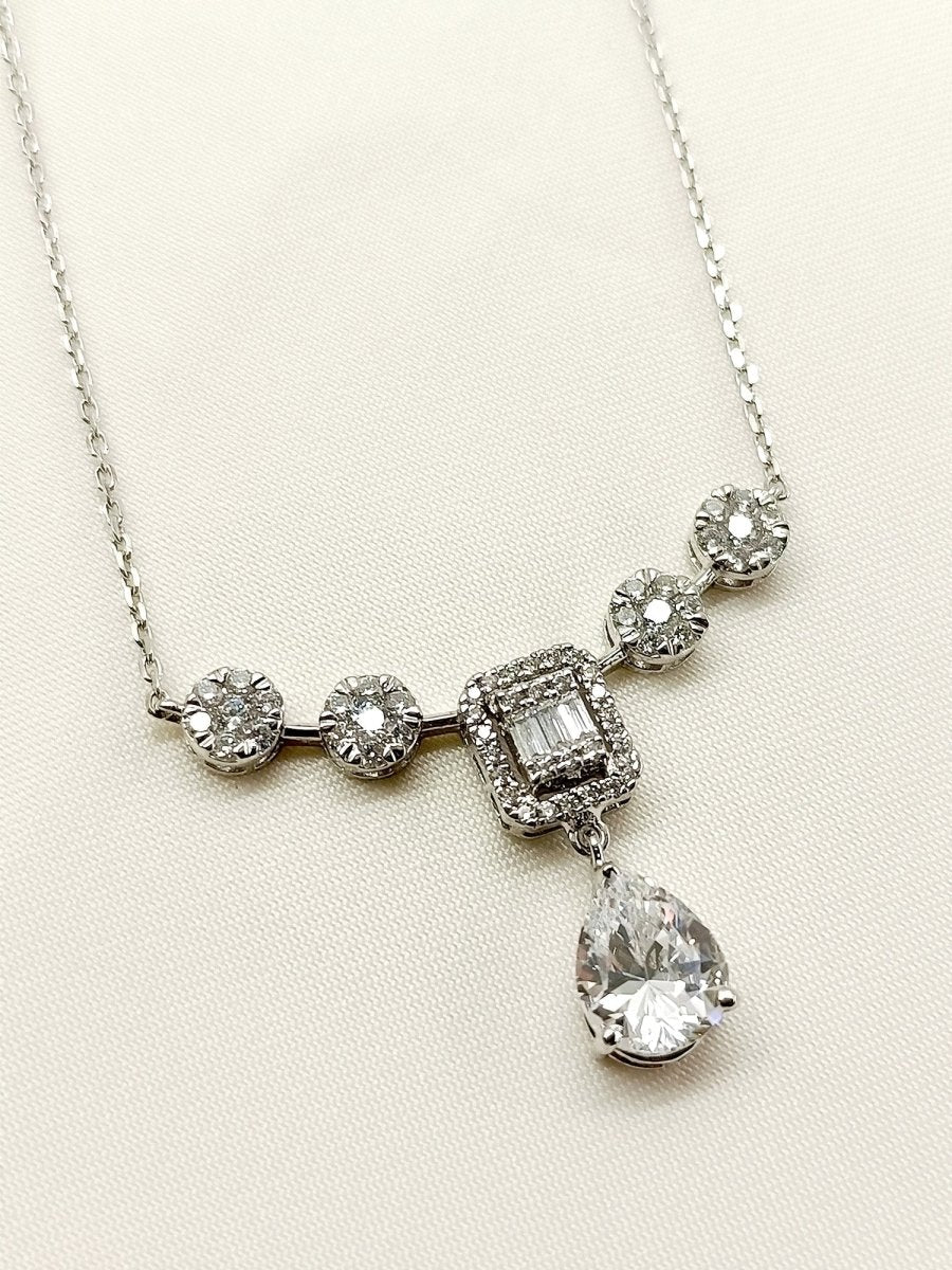 Minnie 92.5 Silver Swarovski Stone Pendal - House of Sarvati LLC