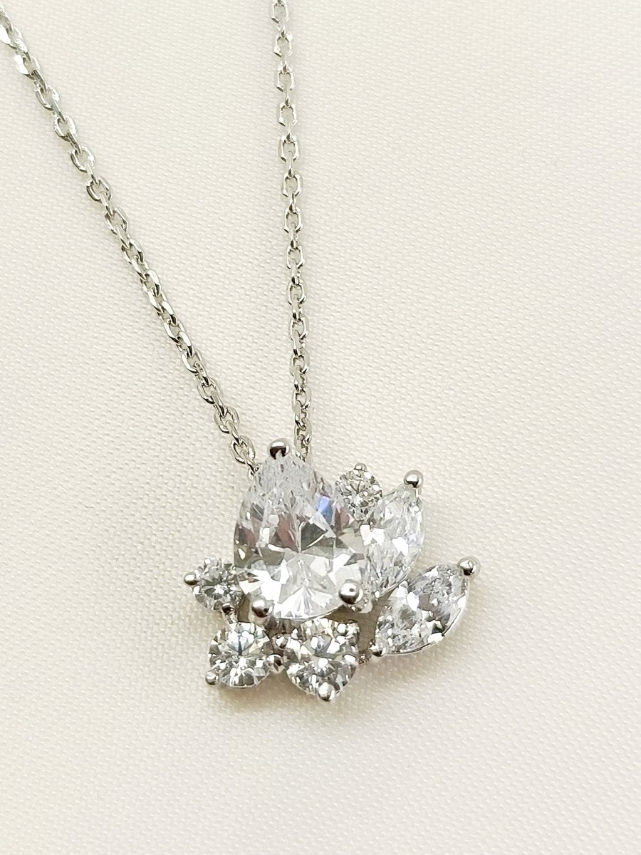 Moni 92.5 Silver Swarovski Stone Pendal - House of Sarvati LLC