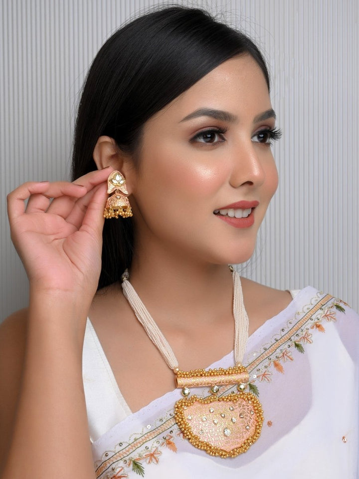 Naazneen Baby Pink Meenakari Pendant Set - House of Sarvati LLC