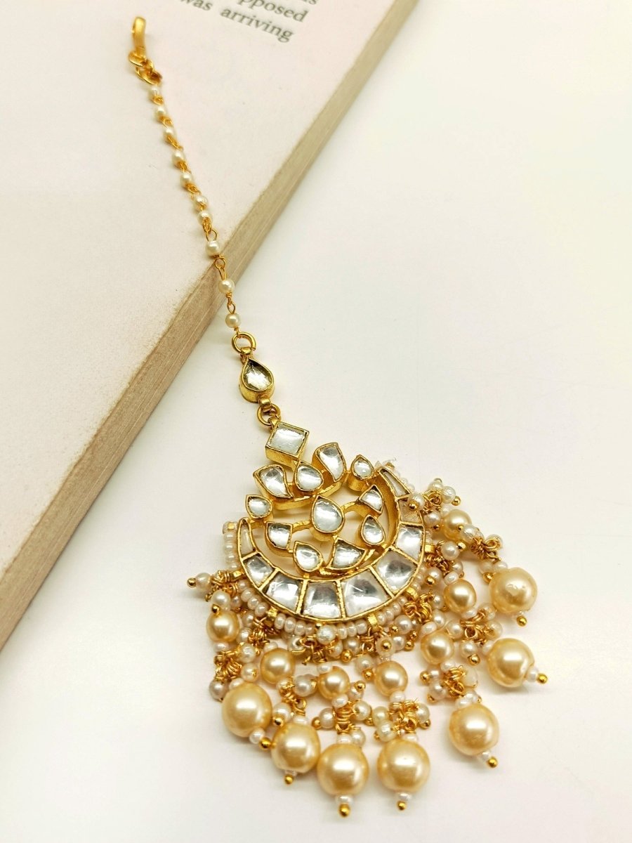 Nayo Cream Kundan Maangtikka - House of Sarvati LLC