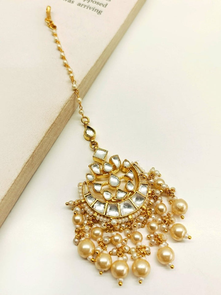 Nayo Cream Kundan Maangtikka - House of Sarvati LLC