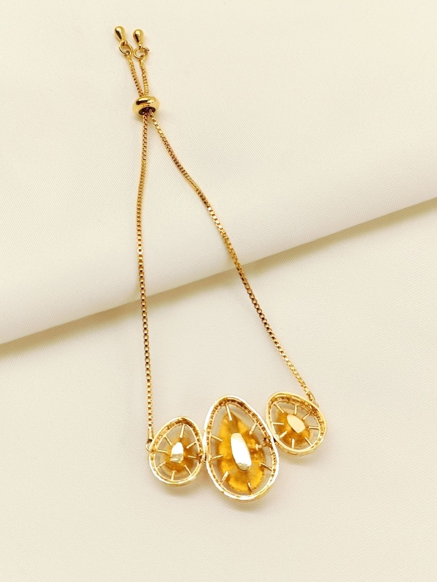 Pahal White Kundan Bracelet - House of Sarvati LLC