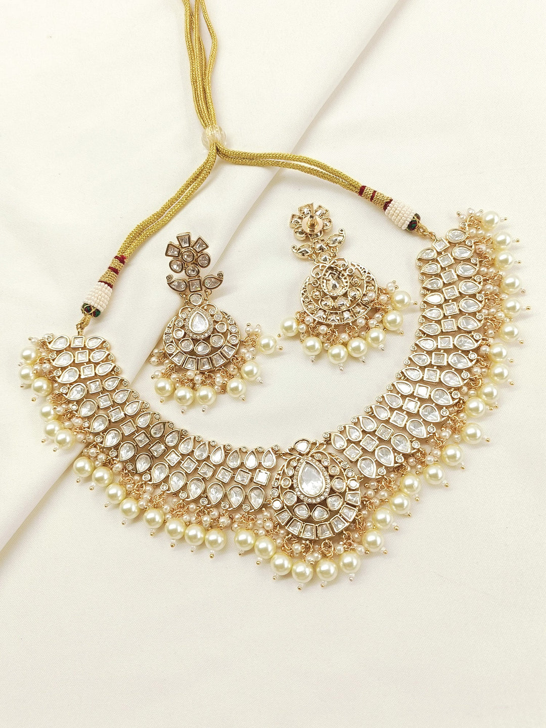 Adalyn White Kundan Necklace Set