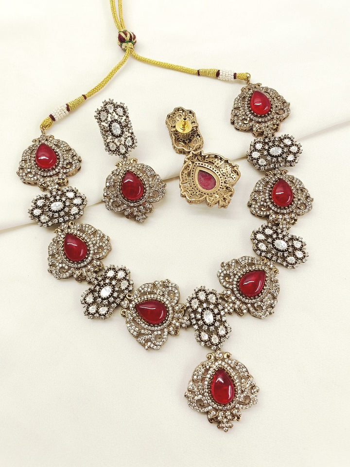 Aarna Red Victorian Necklace Set