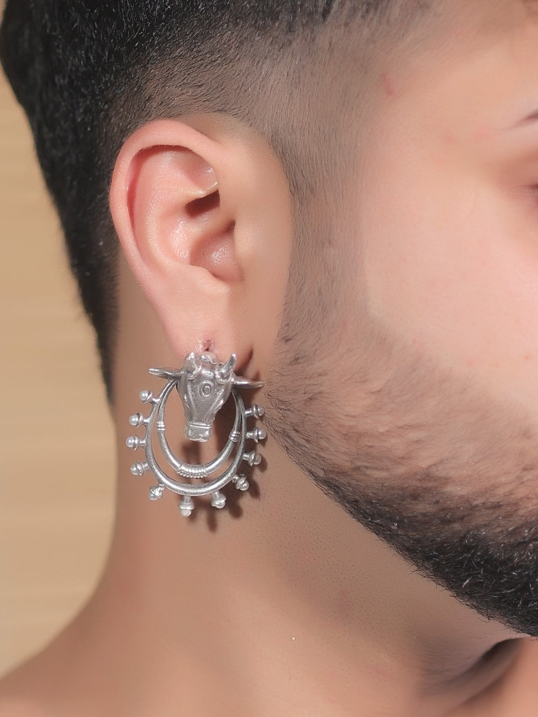 https://cdn.shopify.com/s/files/1/0607/4479/4285/files/poonam1_91f837db-3ad7-4082-9b05-599a83e9d478.jpg?v=1773041693