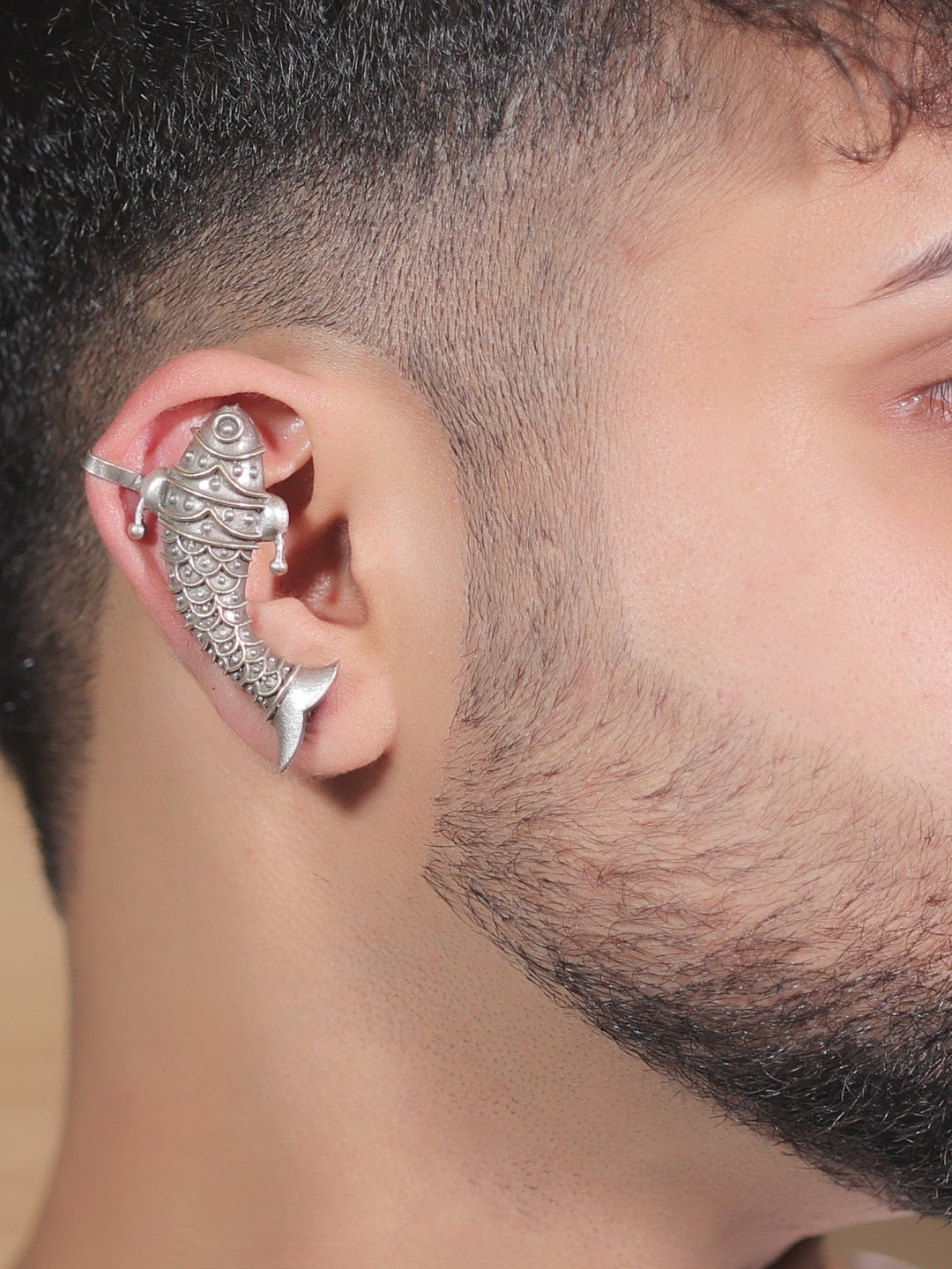 Garvat Plain Men’s Fish Earcuffs