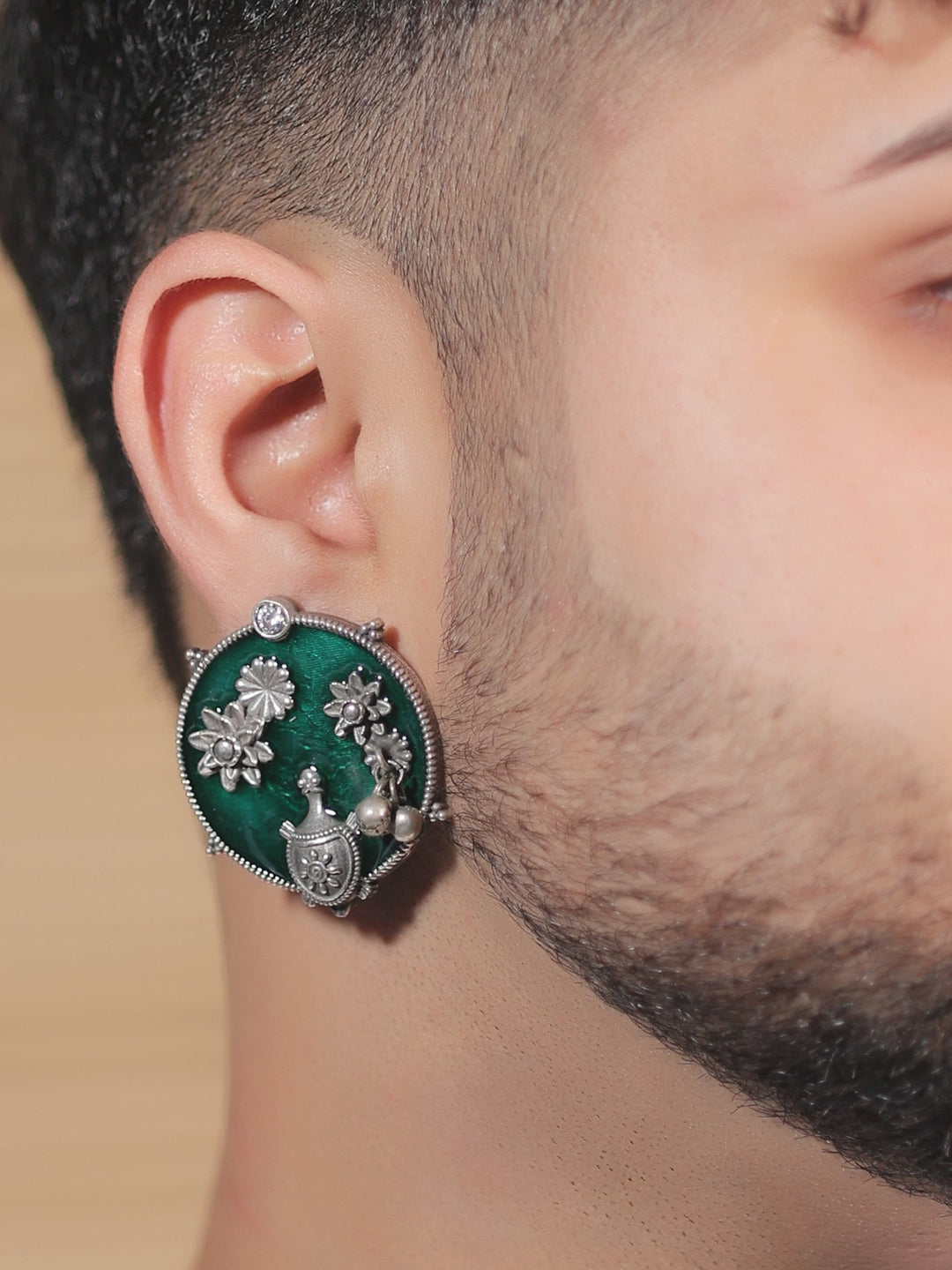 https://cdn.shopify.com/s/files/1/0607/4479/4285/files/poonam1_b55609bc-813b-407a-bd3c-88e09720ebba.jpg?v=1773146891