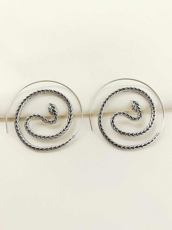 https://cdn.shopify.com/s/files/1/0607/4479/4285/files/poonam_179d6aae-f4cd-4e7f-9430-0807b9f1f2cf.jpg?v=1772191336