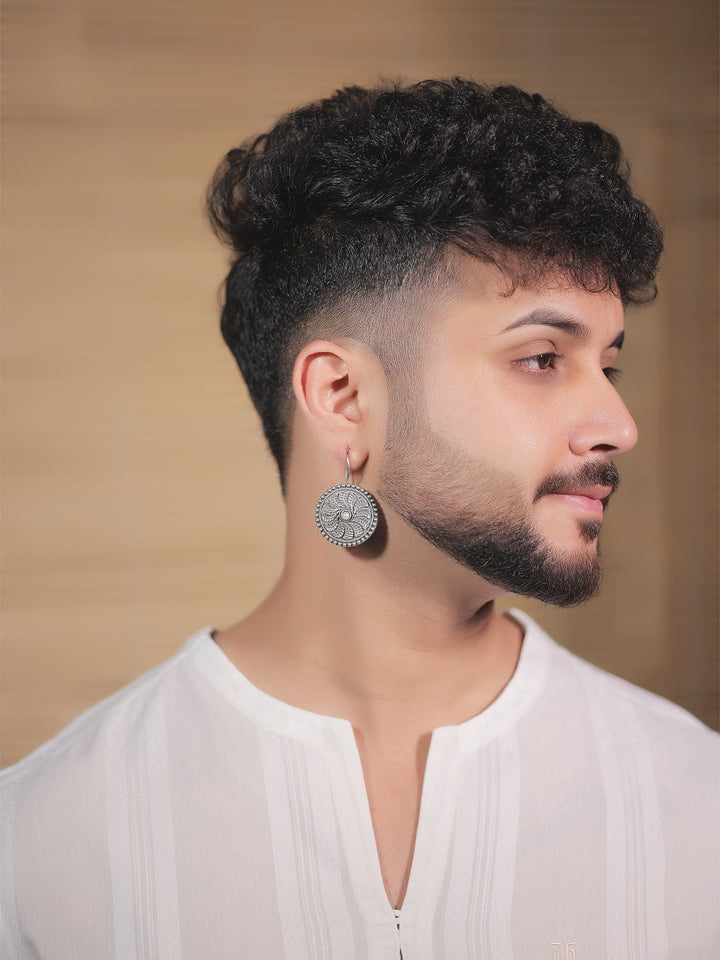 https://cdn.shopify.com/s/files/1/0607/4479/4285/files/poonam_50d9d50b-8fa3-40bc-b609-a1597c81f0e3.jpg?v=1773132774